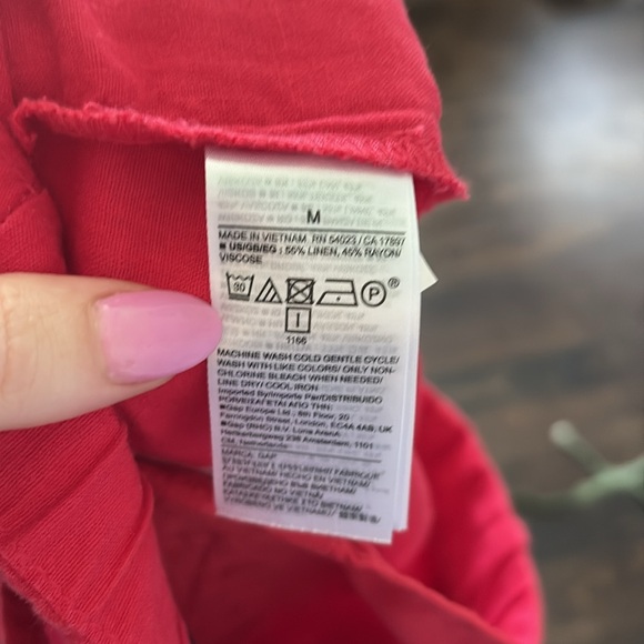 Gap 365 High Rise Linen-Blend Shorts - Picture 6 of 8